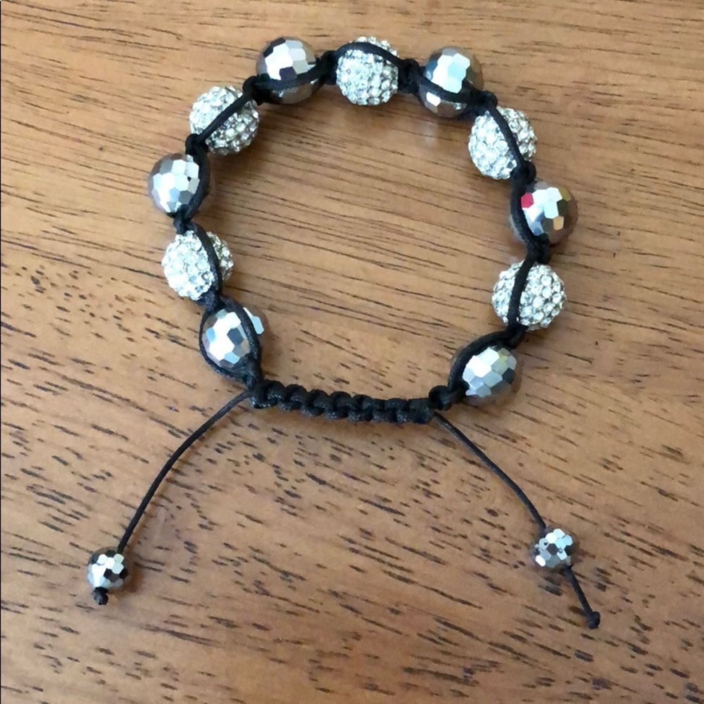Beautiful Adjustable Sparkle Bracelet !